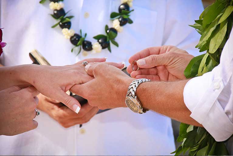 hawaiian wedding rings kauai